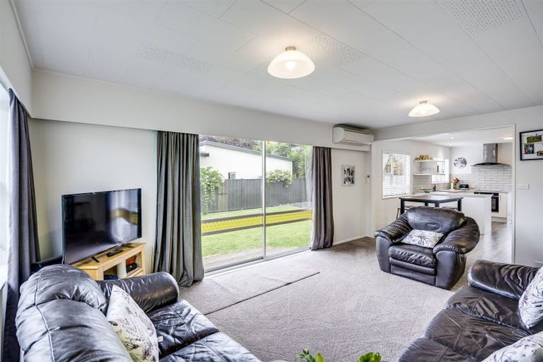 Photo of property in 46 Anderson Road, Taradale, Napier, 4112