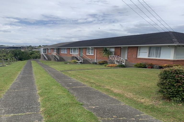 Photo of property in 3/7 Roberts Avenue, Bayswater, Auckland, 0622