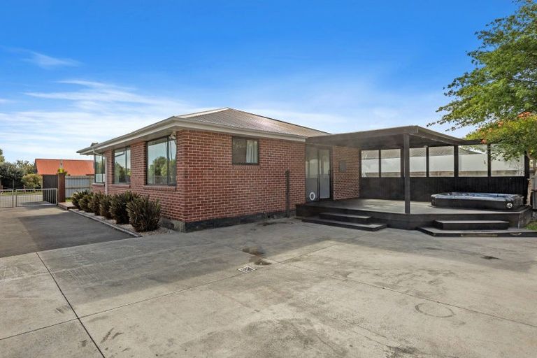 Photo of property in 127 Ohoka Road, Kaiapoi, 7630