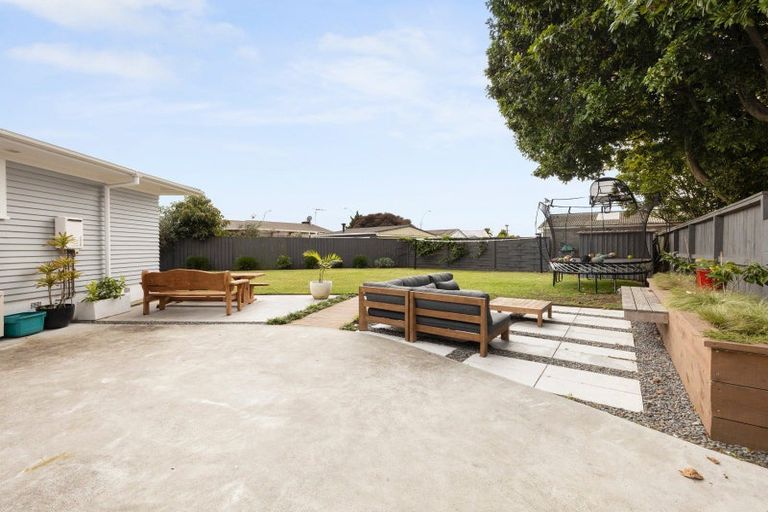 Photo of property in 3 Seamer Place, St Andrews, Hamilton, 3200