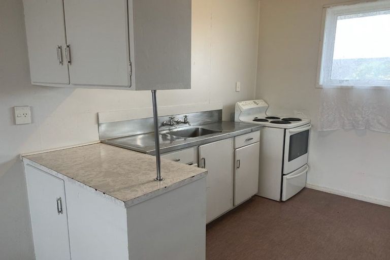 Photo of property in 7/90 Kenderdine Road, Papatoetoe, Auckland, 2025