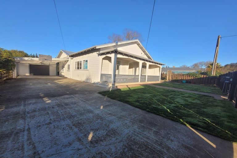 Photo of property in 9 Ruataniwha Street, Waipawa, 4210