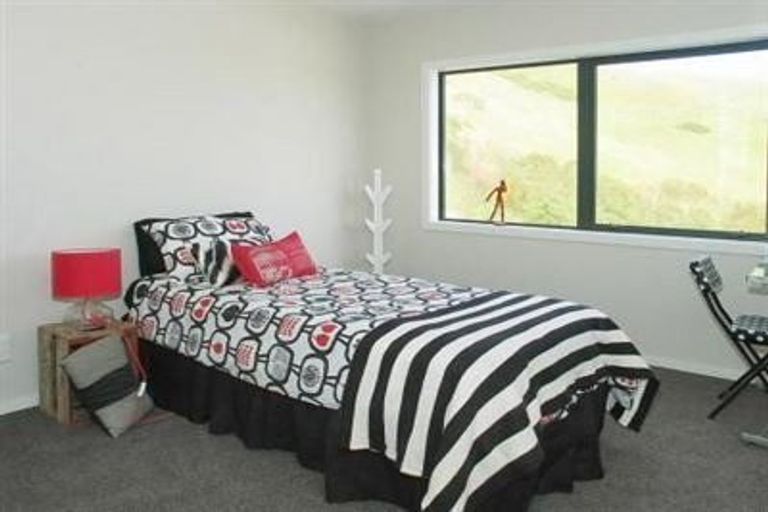 Photo of property in 9d2 Comber Place, Johnsonville, Wellington, 6037