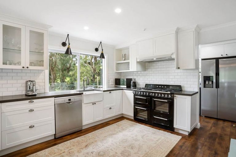 Photo of property in 81b Pukekohe East Road, Pukekohe, 2677