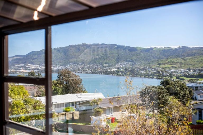 Photo of property in 21 Inlet View, Titahi Bay, Porirua, 5022