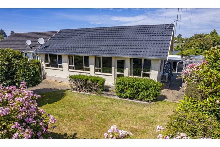 Photo of property in 2 Kitchener Square, Highfield, Timaru, 7910