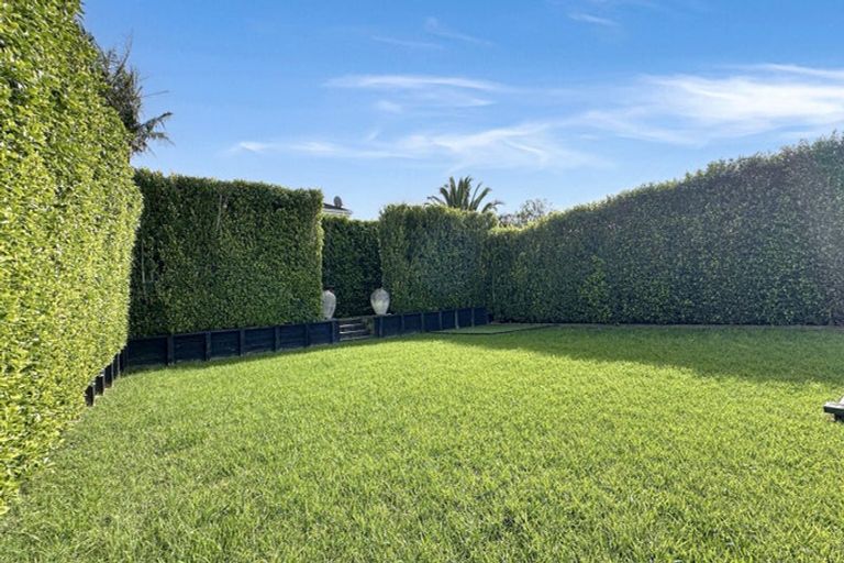 Photo of property in 12 Richmond Avenue, Northcote Point, Auckland, 0627