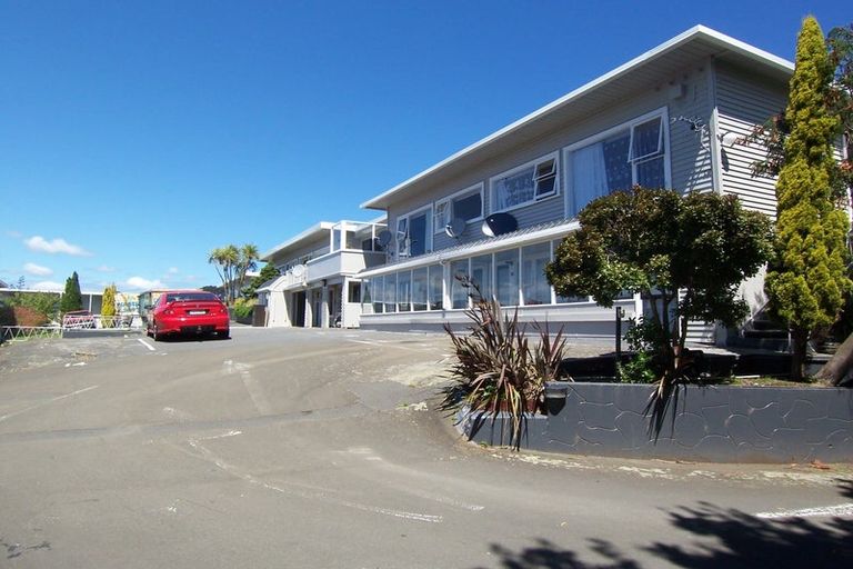 Photo of property in 327 Adelaide Road, Newtown, Wellington, 6021