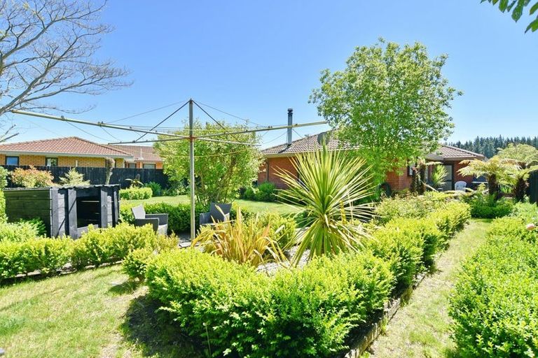 Photo of property in 11 Ludlow Place, Parklands, Christchurch, 8083