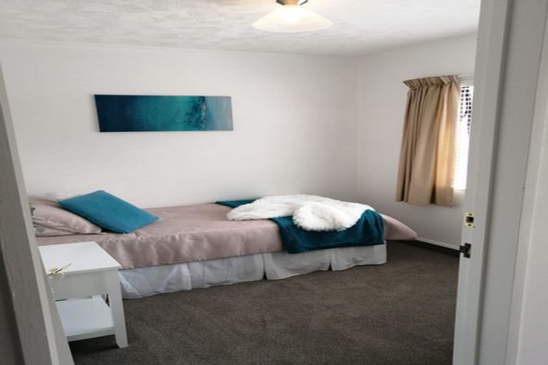 Photo of property in 53c Church Road, Taradale, Napier, 4112