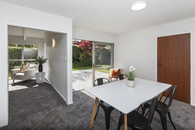 Photo of property in 34 Greers Road, Burnside, Christchurch, 8041