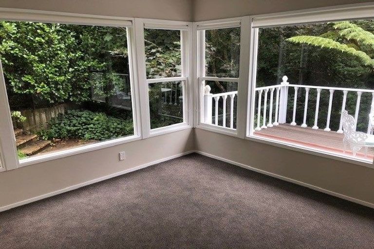 Photo of property in 44 Frankmoore Avenue, Johnsonville, Wellington, 6037