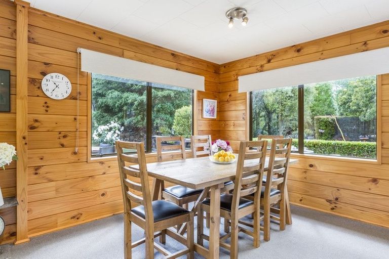 Photo of property in 1074 Peak Road, Helensville, 0875