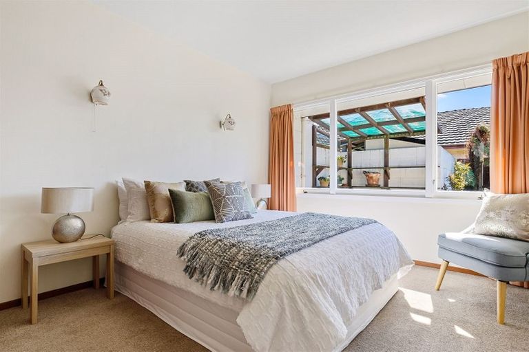 Photo of property in 208 Waimairi Road, Ilam, Christchurch, 8041
