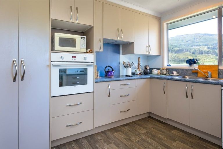 Photo of property in 1231 Queen Charlotte Drive, Linkwater, Picton, 7281