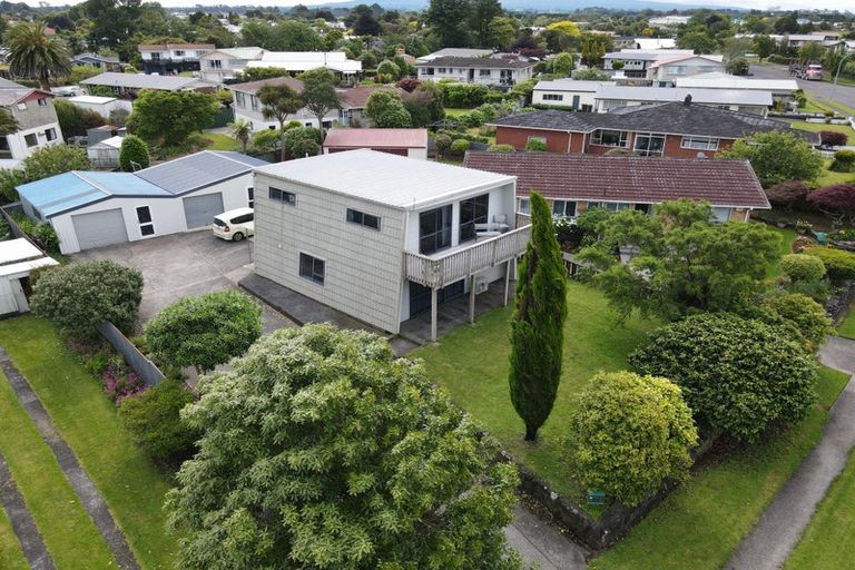 Photo of property in 33 Oberon Street, Stratford, 4332