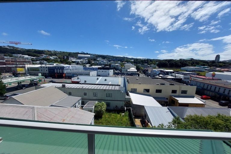Photo of property in 26/8u Girton Terrace, Mount Cook, Wellington, 6021