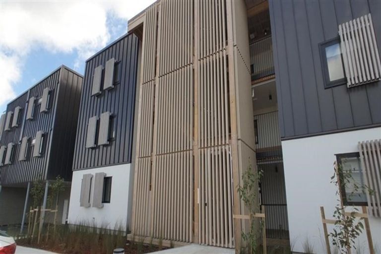 Photo of property in 8/165 Hobsonville Point Road, Hobsonville, Auckland, 0616