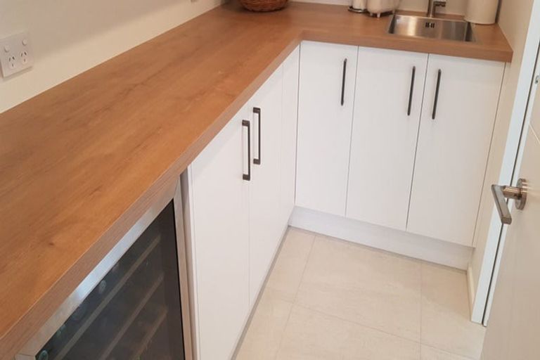 Photo of property in 12 Mccahon Drive, Rangiora, 7400