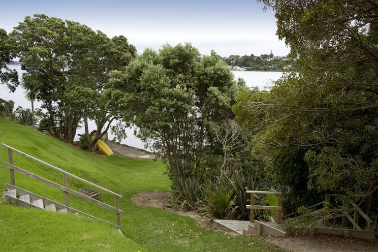 Photo of property in 2/55 Aramoana Avenue, Devonport, Auckland, 0624