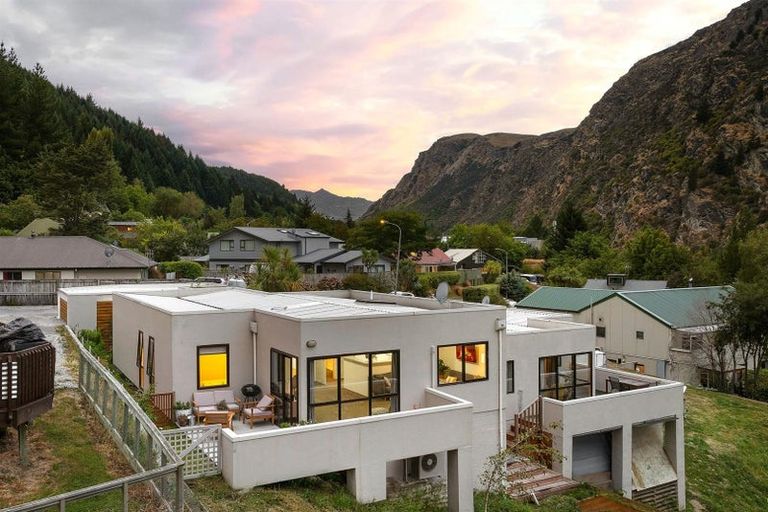 Photo of property in 6b Kiely Lane, Queenstown, 9300