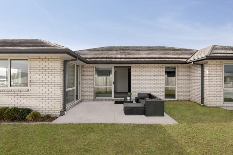 Photo of property in 44 Te Wharo Drive, Papamoa, 3118