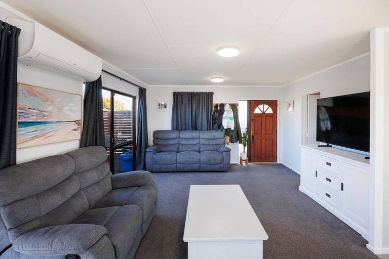 Photo of property in 3 Belk Place, Feilding, 4702