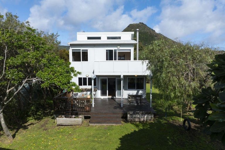 Photo of property in 16 Tui Street, Ahipara, Kaitaia, 0481
