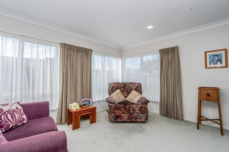 Photo of property in 8 Admiral Crescent, Flagstaff, Hamilton, 3210