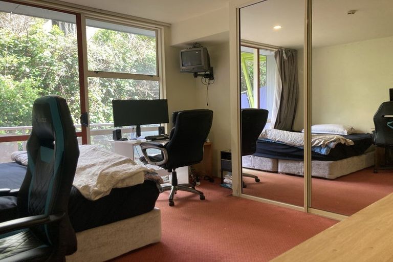 Photo of property in Sirocco Apartments, 605/8u Church Street, Wellington Central, Wellington, 6011