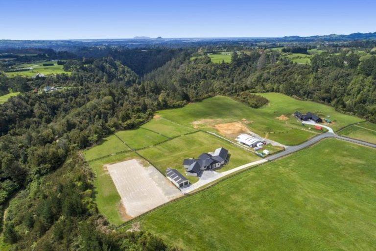 Photo of property in 25 Sarona Park Drive, Omanawa, Tauranga, 3171