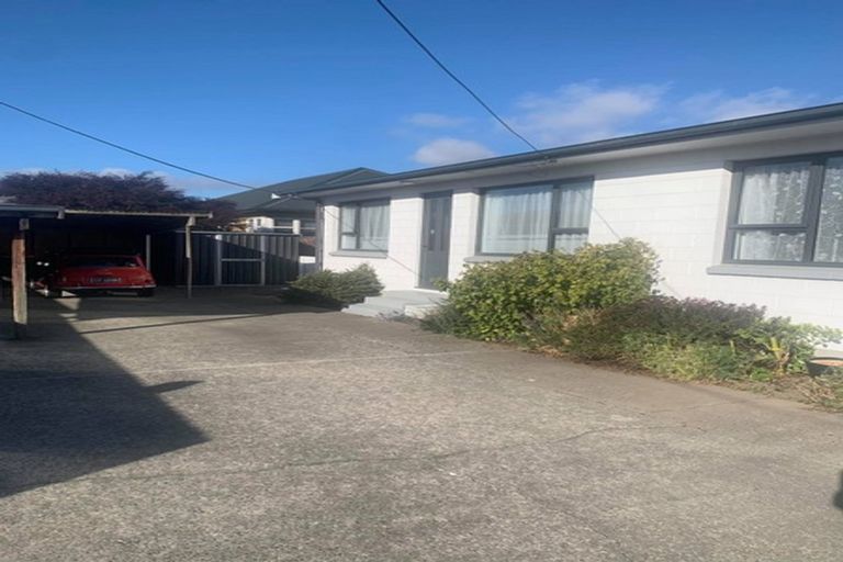 Photo of property in 64 Barton Street, Woolston, Christchurch, 8023