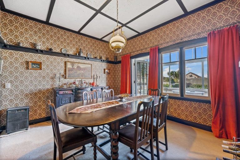 Photo of property in 3 Cambridge Terrace, Devonport, Auckland, 0624