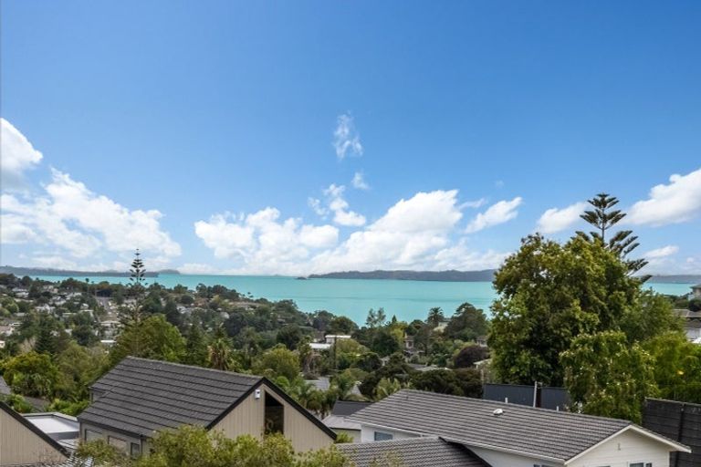 Photo of property in 3 Trident Place, Shelly Park, Auckland, 2014