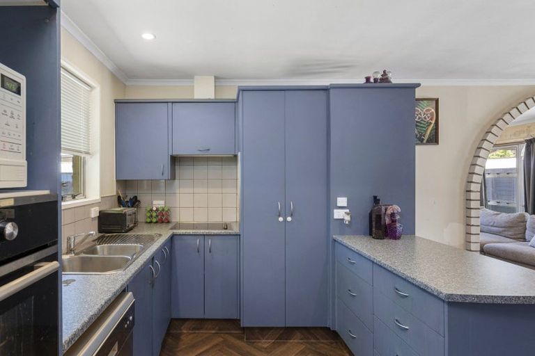 Photo of property in 11 Kuaka Crescent, Bromley, Christchurch, 8062