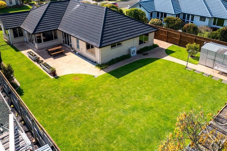 Photo of property in 13 Kendall View, Stoke, Nelson, 7011