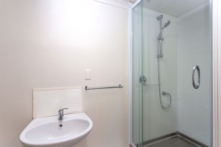 Photo of property in 100 Suva Street, Upper Riccarton, Christchurch, 8041