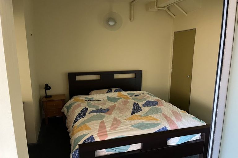 Photo of property in Qba Apartments, 3h/51 Webb Street, Mount Cook, Wellington, 6011