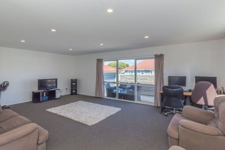 Photo of property in 46a Duke Street, Levin, 5510