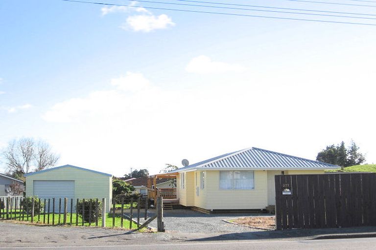 Photo of property in 277 Main Highway, Otaki, 5512