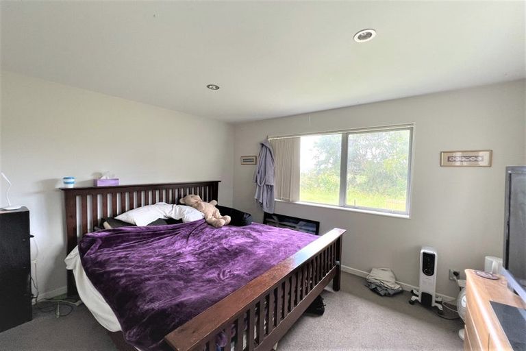Photo of property in 27 Mantra Road, Massey, Auckland, 0614