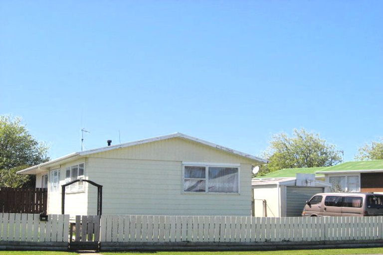Photo of property in 21 Mcdiarmid Crescent, Huntly, 3700