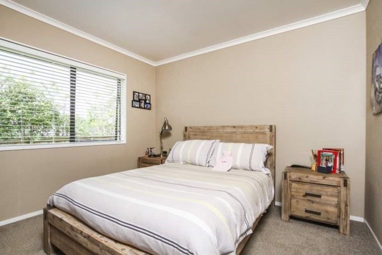 Photo of property in 5 Jadewynn Drive, Massey, Auckland, 0614
