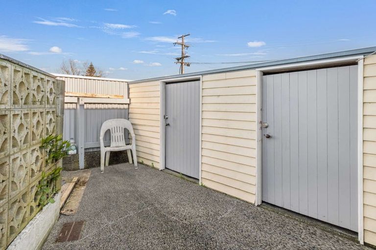 Photo of property in 2 Winchester Street, Levin, 5510