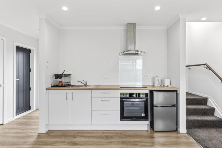 Photo of property in 2/7 Greta Street, Glenview, Hamilton, 3206