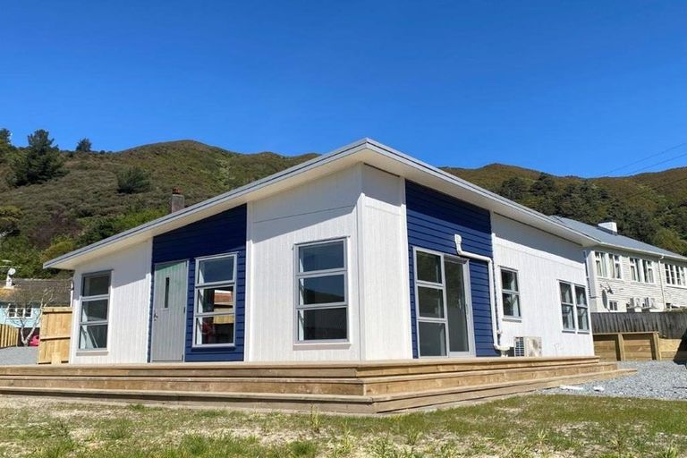 Photo of property in 40b Judd Crescent, Naenae, Lower Hutt, 5011