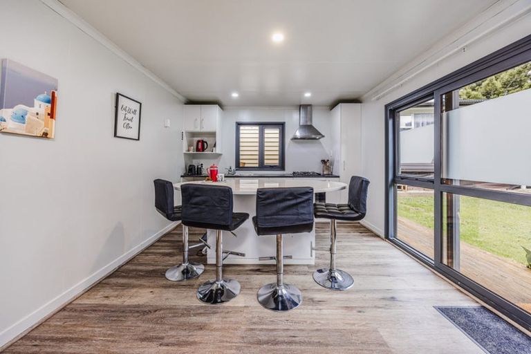 Photo of property in 253 Park Estate Road, Rosehill, Papakura, 2113