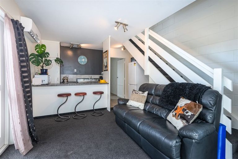 Photo of property in 1/265 Fitzgerald Avenue, Christchurch Central, Christchurch, 8013