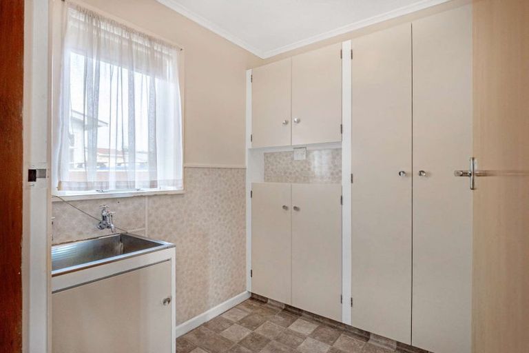 Photo of property in 10 Burns Street, Tawhero, Whanganui, 4501