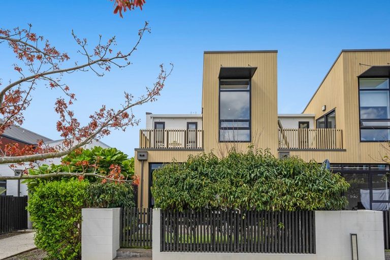 Photo of property in 13 Isitt Road, Hobsonville, Auckland, 0616